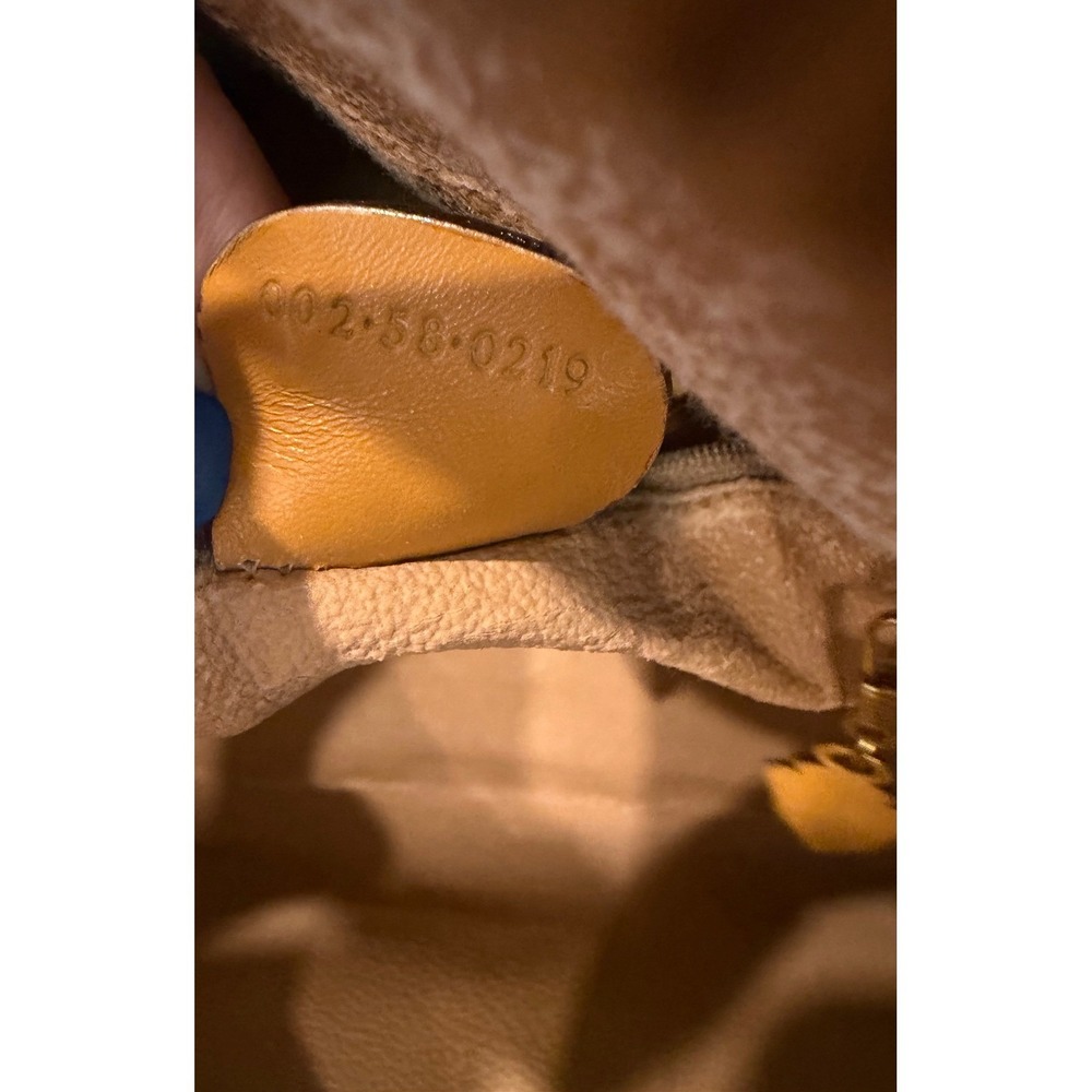 Gucci Microguccissima Satchel Medium Tan Brown Vintage Crossbody Bag Purse‎ - Picture 9 of 13